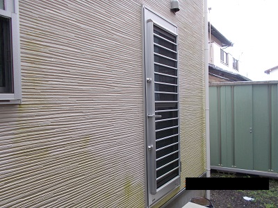 勝手口ドア交換工事 施工前