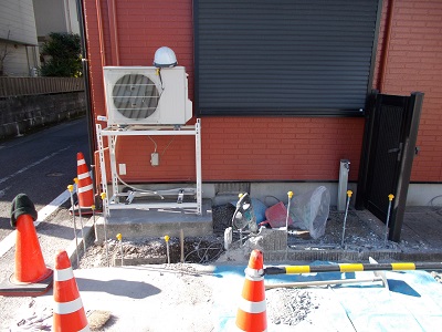 フェンス改修ブロック基礎1