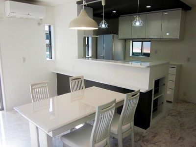 あそびば 対面キッチン