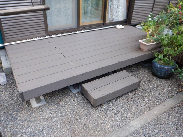 ウッドデッキ設置工事 施工完了写真