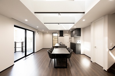 内装 リビング1