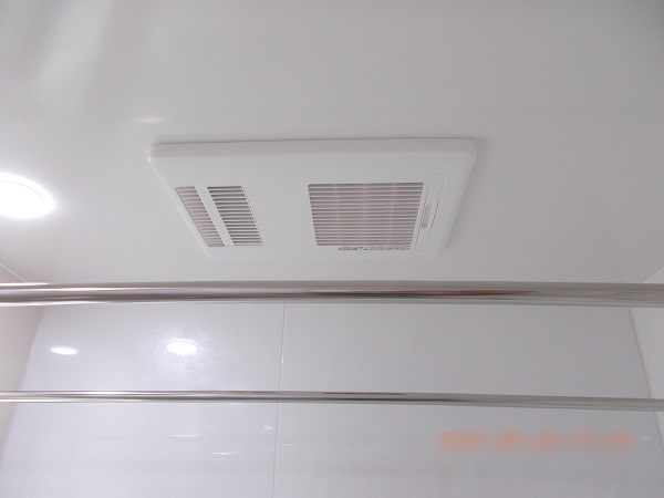 浴室乾燥機交換工事施工後写真